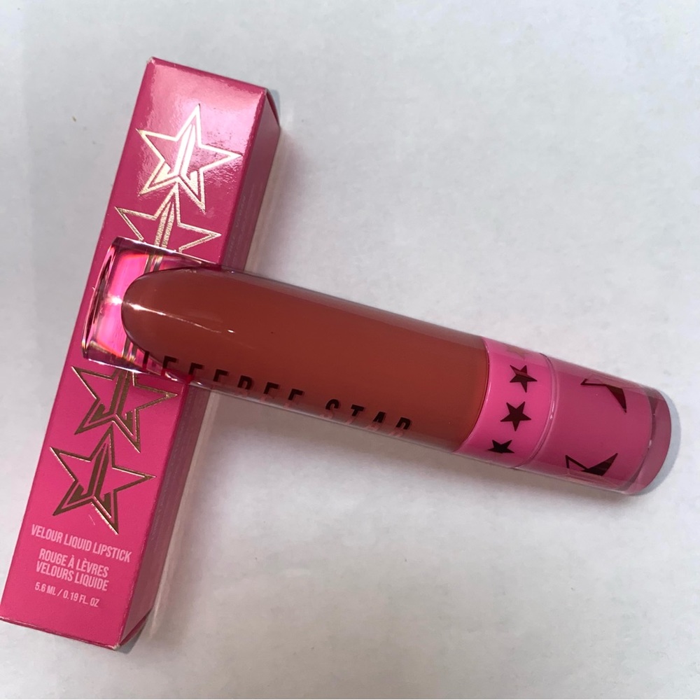 JEFFREE STAR Velour Liquid Lipstick Star Yak NEW IN BOX!!!
